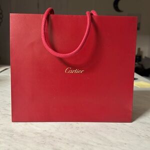 ✨✨Luxury Designer Bags and Boxes for Sale!
CARTIER BAG FOR SALE.✨✨